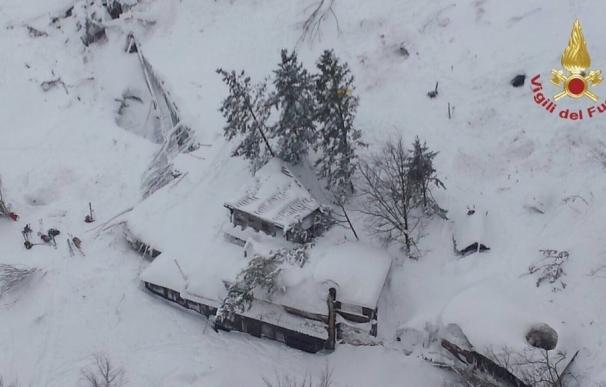 Ya son 24 los desparecidos tras la avalancha del hotel de Rigopiano