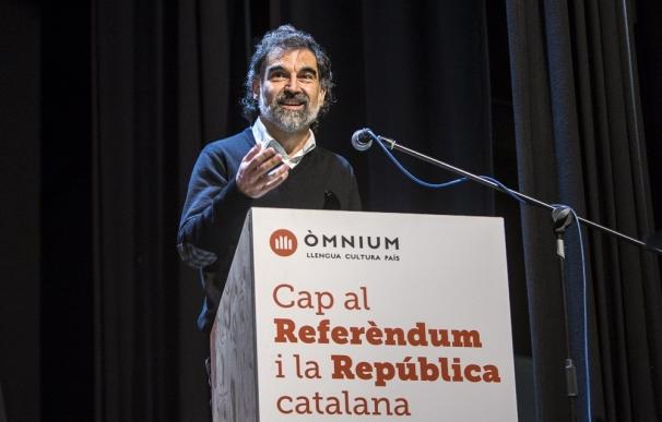 Òmnium aboga por una campaña unitaria para el 'sí' en el referéndum a partir de abril
