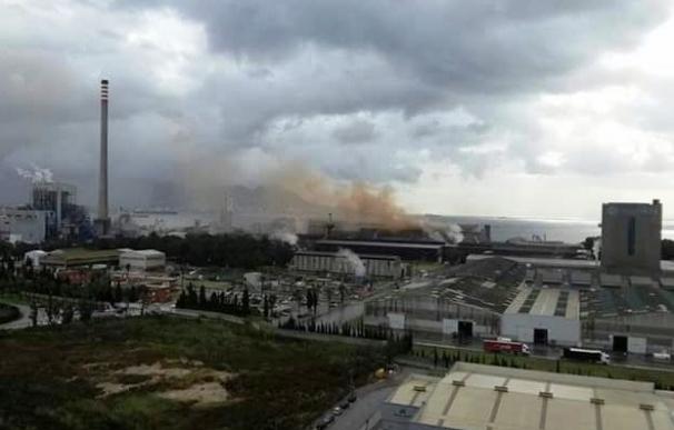 Verdemar presenta denuncia ante la Junta por las "emisiones contaminantes" de Acerinox en el Campo de Gibraltar
