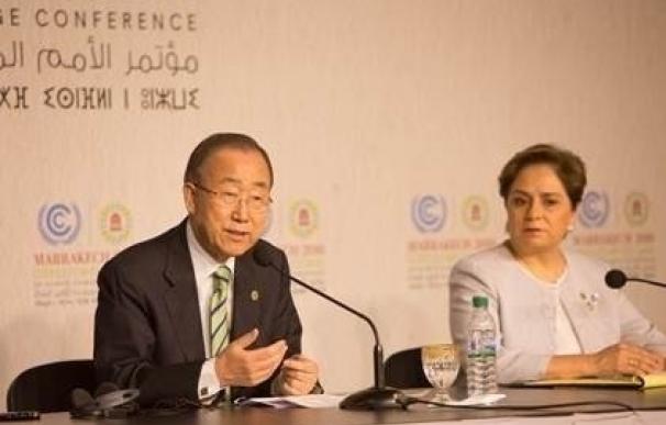 Ban urge a intensificar con "mayor" determinación la lucha contra el cambio climático y ayudará a ello tras retirarse