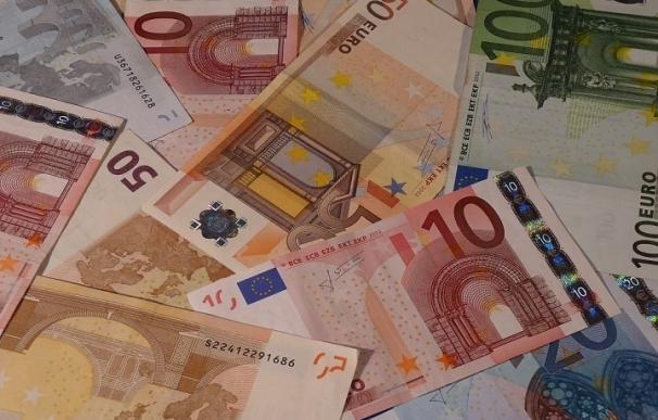 El Congreso insta al Gobierno a alcanzar en 2020 un sueldo mínimo de 12.000 euros al año