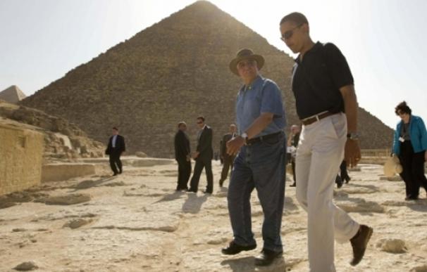 Barack Obama durante su vistita de junio a las pirámides de Egipto | Reuters