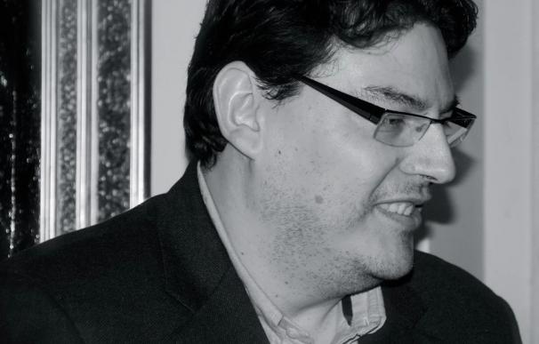 El escritor Boris Rozas presenta este martes su noveno poemario en la Casa Zorrilla de Valladolid