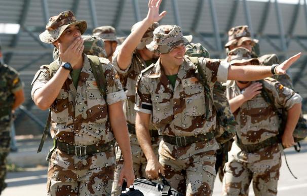 Las tropas españolas, obligadas a abandonar su base logística de Kirguistán a Afganistán