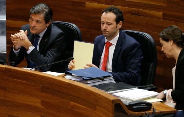 Fernández pide al PP que lleve su "espíritu constructivo" a otros ámbitos además del presupuestario