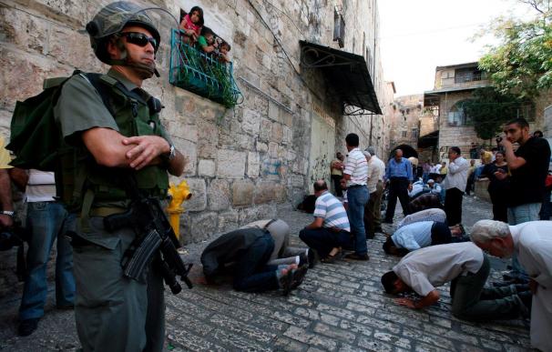 Ocho palestinos heridos en incidentes con la policía israelí en la Explanada de las Mezquitas