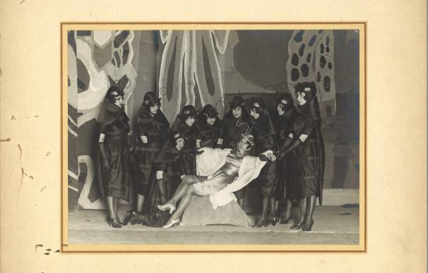 'El maleficio de la mariposa' de Lorca, entre las fotografías de obras teatrales donadas a la Biblioteca Nacional