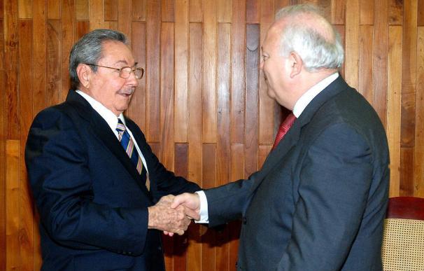 Raúl Castro y Miguel Ángel Moratinos se reunieron durante tres horas en la capital de Cuba.