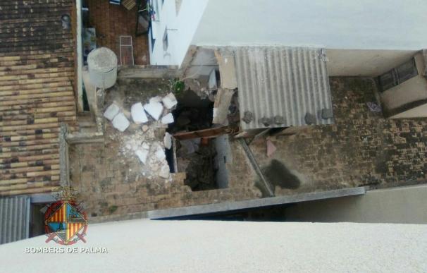 Derrumbe en un edificio abandonado en Palma, sin heridos