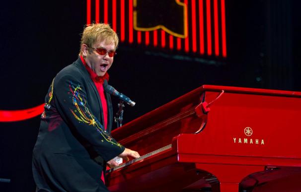 Elton John cierra hoy en Barcelona su gira "The Red Piano"