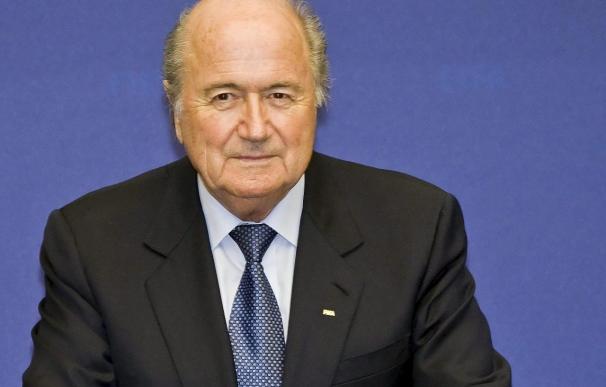 Blatter agradece la visita de España y Portugal y desea éxito a la candidatura