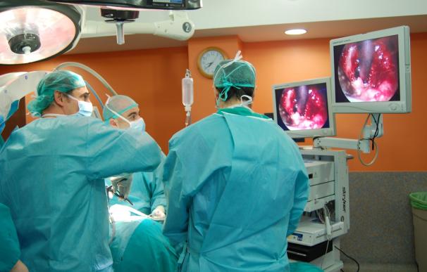 El uso de técnicas de imagen 3D permiten cirugías más precisas y menos invasivas de la zona cervical de la columna