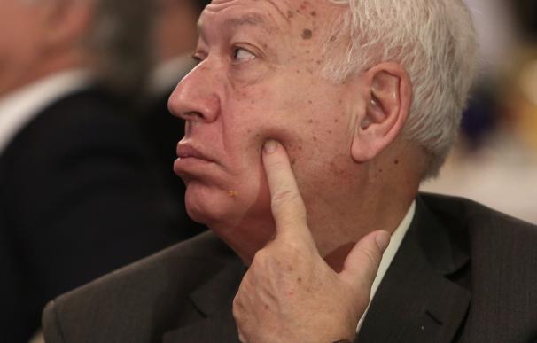 Margallo dice que Barberá estaba "muy triste" y decepcionada, también por "algunos compañeros" del PP