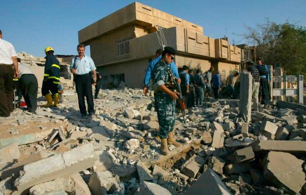 Tres policías muertos y otros ocho heridos en un atentado suicida en Irak