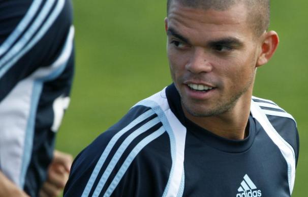 Pepe regresa cinco meses después a una lista oficial; Albiol entra 'tocado'