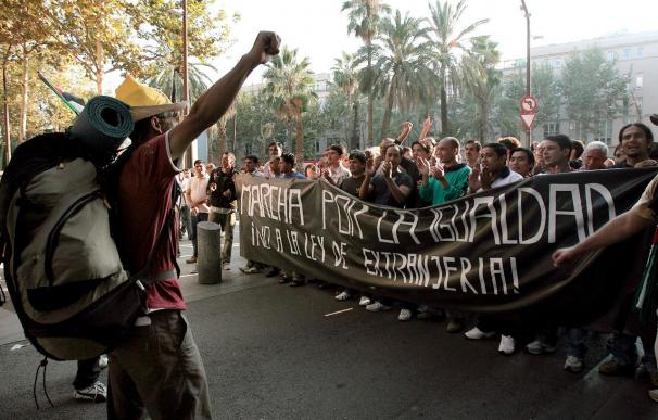 Inmigrantes preparan una marcha a Madrid contra la reforma de la ley de extranjería
