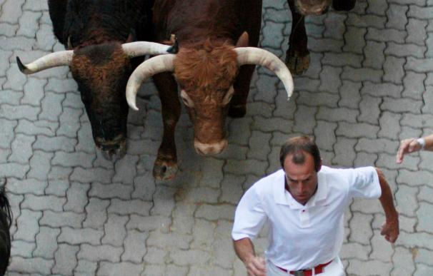 Muere un joven tras ser arrollado por un toro y golpearse en las barreras en Teruel