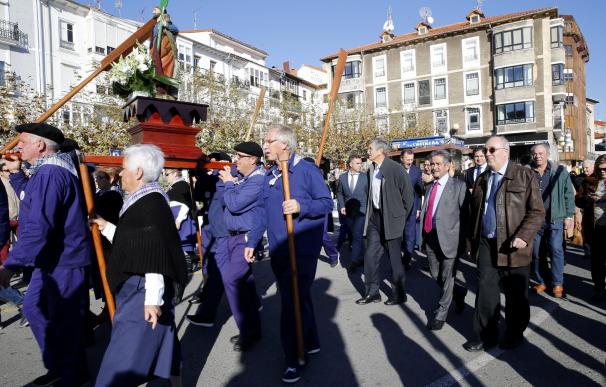 Castro Urdiales celebra su tradicional fiesta de San Andrés con una procesión y una degustación de caracoles