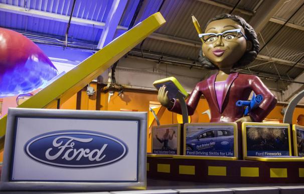 Ford proporcionará más de 40 vehículos para el desfile del Día de Acción de Gracias de Detroit