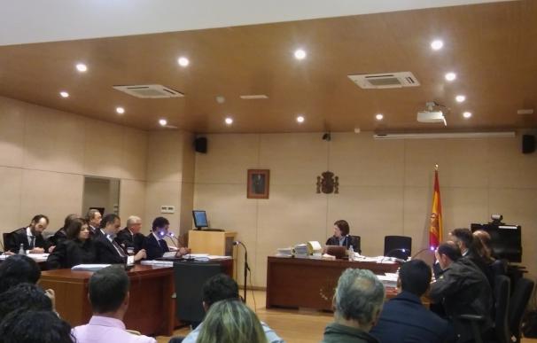 El juicio por el accidente de Castuera se reanuda el jueves con la declaración del conductor de la retroexcavadora