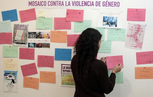 La Diputación de Badajoz lleva a varios municipios una muestra sobre el "rechazo social" hacia la violencia de género