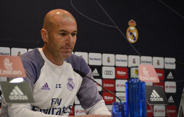 Zidane: "Vamos a intentar respetar al rival y hacer un buen partido para la gente que venga al Bernabeu"