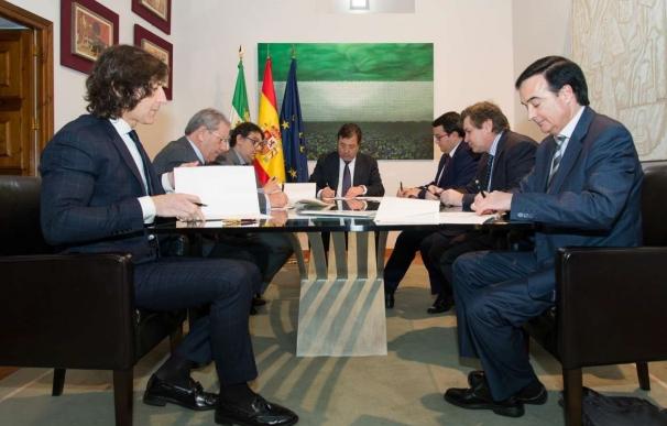 La Junta de Extremadura firma un convenio para promover la accesibilidad universal en espacios de uso cultural público