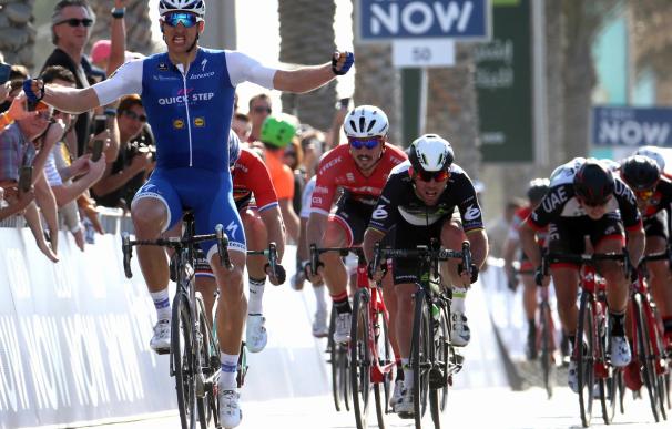 Marcel Kittel (Quick-Step), primer líder del Dubai Tour tras ganar al sprint en la jornada inaugural
