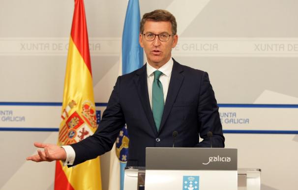 Feijóo proclama que "el sucesor de Rajoy es Rajoy" y lee "en clave de amistad" los elogios de Margallo
