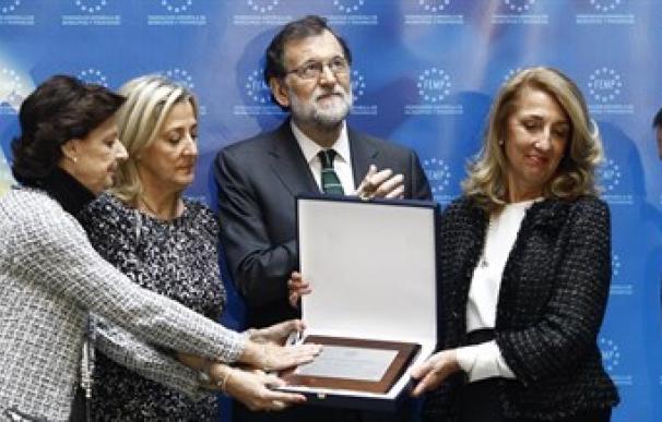 Mariano Rajoy y las hermanas de Rita Barberá.