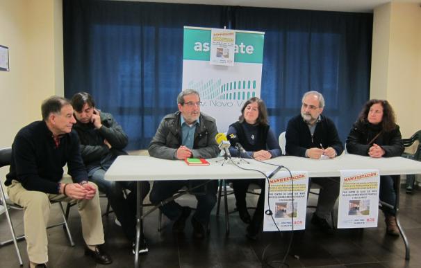 Personal del Chuvi y vecinos de Navia piden para el centro de salud 4 médicos y 2 pediatras "para empezar a funcionar"