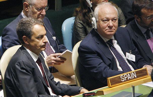 Zapatero (i) y Moratinos (d) durante la Asamblea de la ONU