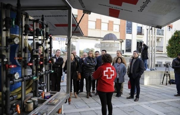Cruz Roja y Aexcid muestran en la Asamblea de Extremadura su trabajo realizado en catástrofes naturales