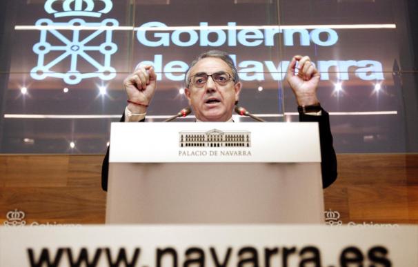 Sanz destituye a los consejeros de CDN y nombra a Catalán y Salanueva