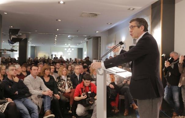 Patxi López apela a construir un PSOE "unido" y no convertir las primarias en "una batalla fratricida"