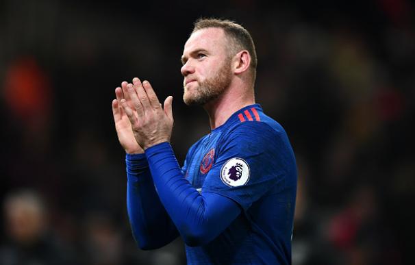 Rooney marca su gol 250 y supera Bobby Charlton como máximo goleador del United