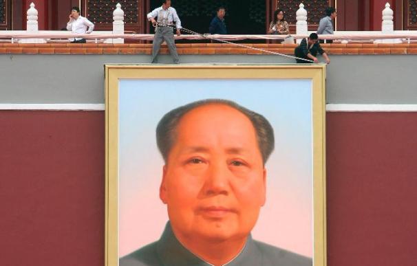 Sesenta años después de la Revolución, la figura de Mao aún es venerada