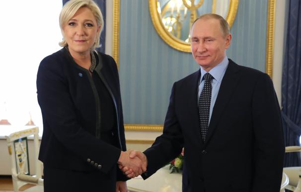 El "síndrome ruso" contagia la campaña electoral francesa
