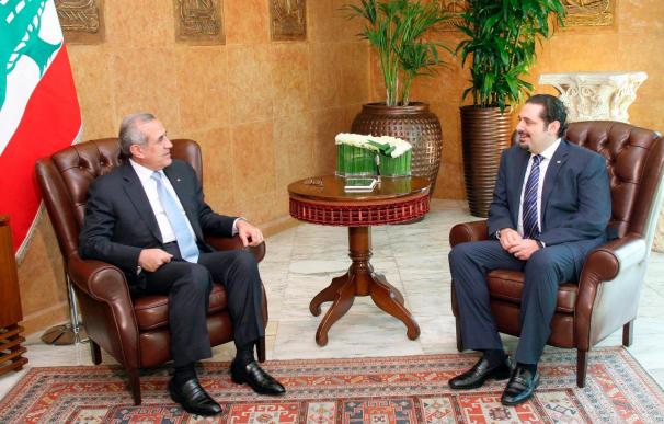 El primer ministro Hariri presenta una lista preliminar de su Gobierno al presidente libanés