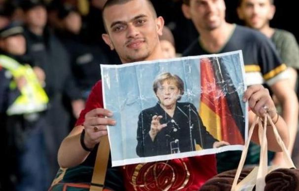 Merkel alienta a los refugiados a instalarse en regiones rurales alemanas