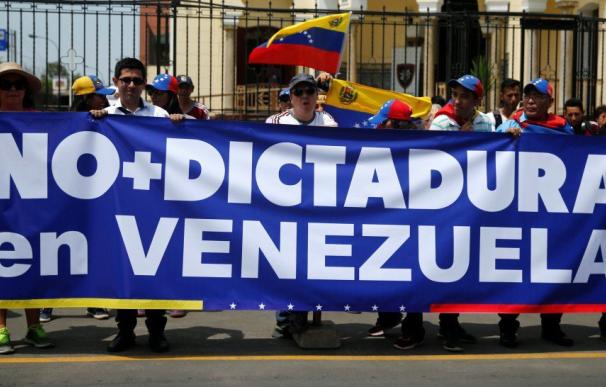 Los venezolanos han protestado contra "el Golpe" de Maduro