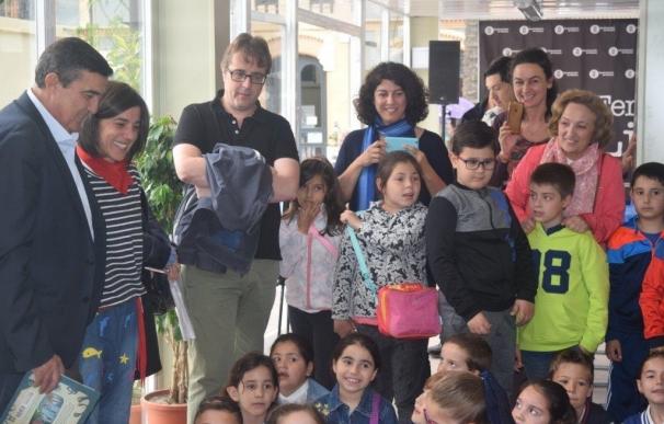 La Junta impulsa encuentros literarios para escolares en la Feria del Libro