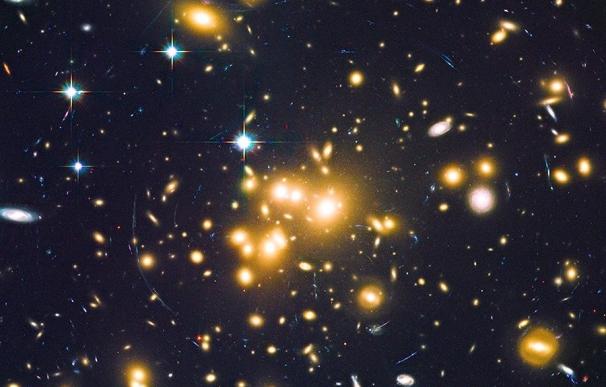 Hallan una multitud de galaxias enanas del 'boom' estelar del Universo