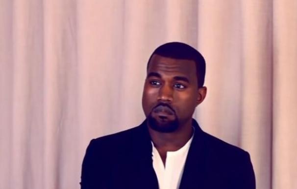 Kanye West ingresa en un hospital tras cancelar su gira