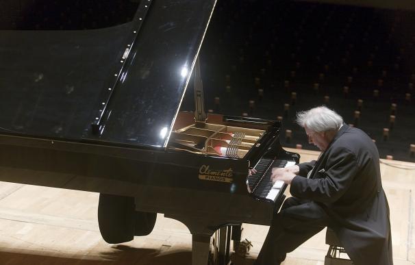 El Palau licita por 130.000€ un nuevo piano coincidiendo con su 30 aniversario y la visita de estrellas