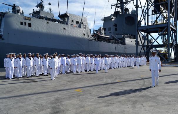 La dotación de la fragata 'Cristóbal Colón' participa en el desfile de las Fuerzas Armadas de Australia y Nueva Zelanda