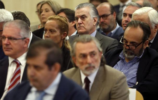 El presidente del tribunal sugiere que Rajoy declare por videoconferencia para evitar "exposición pública"