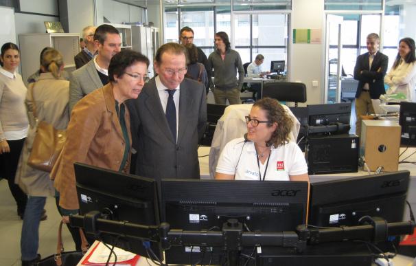 De Llera visita la nueva sede de los servicios de emergencias 112, que cuenta con nueve salas de trabajo