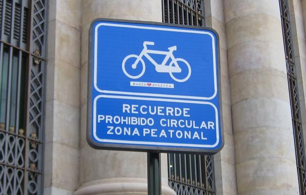 El Ayuntamiento recurrirá el auto que impide la circulación de bicis por las calles de acceso restringido