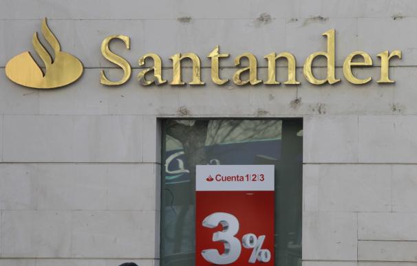 Santander México propone pagar un dividendo en efectivo y ampliar capital por hasta 450 millones